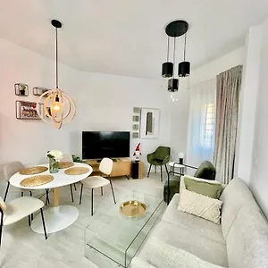  Apartamento Historical Centre! Private Terrace & Gym-near Public Parking